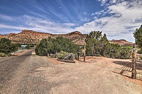 Quiet Kanab Home w/ Panoramic Views & Porch!