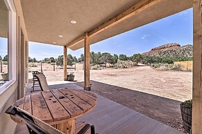 Quiet Kanab Home w/ Panoramic Views & Porch!