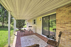 Bluefield Retreat w/ Pool Table: Near Parks!