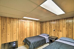 Bluefield Retreat w/ Pool Table: Near Parks!