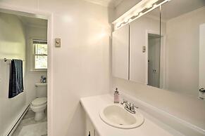 Bluefield Retreat w/ Pool Table: Near Parks!