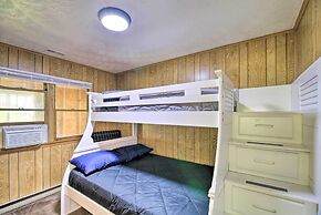 Bluefield Retreat w/ Pool Table: Near Parks!