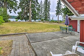 Historic Belfair Cabin Abode on the Hood Canal!