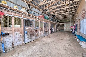 Historic Cottage on Horse Farm: Firepit & BBQ