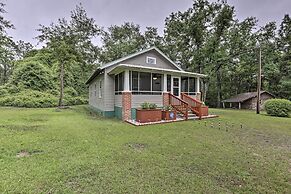 Renovated Home w/ Screened-in Patio on Hwy 90!