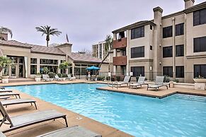 Modern Condo w/ Pool ~ 3 Mi to Downtown Phoenix!