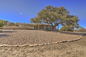 Updated Cabin w/ Fire Pit - 1 Mile From Downtown!