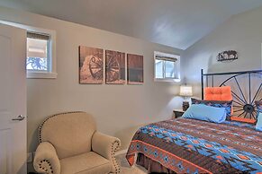 Updated Cabin w/ Fire Pit - 1 Mile From Downtown!