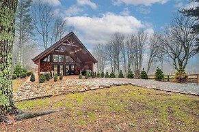 Fire Pit & Grill: Modern Beech Mountain Cabin!