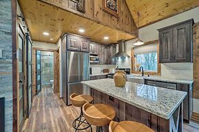 Fire Pit & Grill: Modern Beech Mountain Cabin!