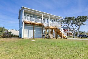 Waterfront Home w/ Sunset & Lighthouse Views