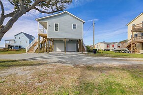 Waterfront Home w/ Sunset & Lighthouse Views