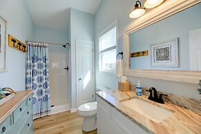 Waterfront Home w/ Sunset & Lighthouse Views