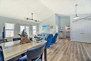 Waterfront Home w/ Sunset & Lighthouse Views