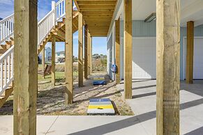 Waterfront Home w/ Sunset & Lighthouse Views