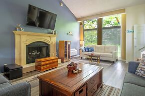 1 Mi to Margaritaville Resort: Cottage w/ Fire Pit