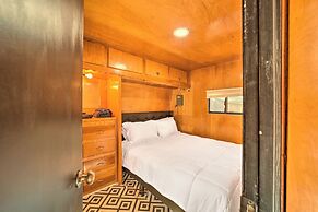 Waterfront Payson Escape w/ Private Hot Tub & Deck