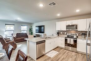 Bullhead City Home w/ Mtn View, By Colorado River