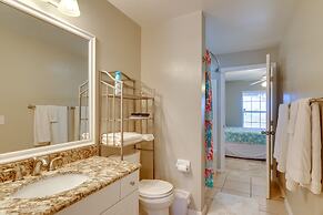 Family-friendly Home ~ 10 Mi to Dtwn Cape Coral