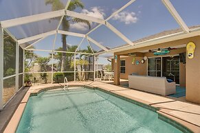 Family-friendly Home ~ 10 Mi to Dtwn Cape Coral
