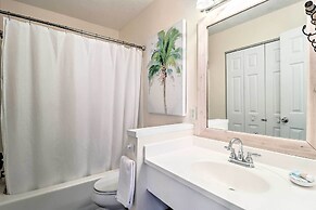 Fernandina Beach Condo w/ Pool & Beach Access!