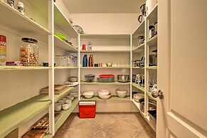 Chic Maricopa Getaway w/ Outdoor Oasis & Pool