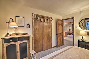 Glen Condo w/ Mountain Views: Walk to Story Land