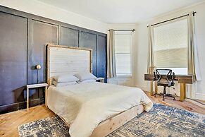 Stylish Newark Home w/ Deck < 14 Mi to Nyc!