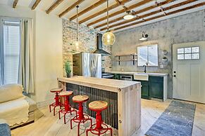 Stylish Newark Home w/ Deck < 14 Mi to Nyc!