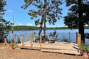 Bass Lake Living - Cozy Cabin in Pine Ridge Resort