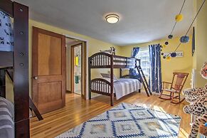 Hampton 'quiet Corner Cottage' w/ Fireplace & Yard