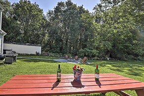 Hampton 'quiet Corner Cottage' w/ Fireplace & Yard