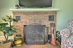 Hampton 'quiet Corner Cottage' w/ Fireplace & Yard