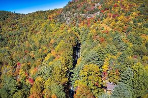 Fire Pit, Grill, & Views: Cashiers Getaway!