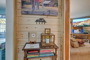 Fire Pit, Grill, & Views: Cashiers Getaway!