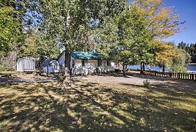The Lake House in Rathdrum w/ Beach & Fire Pit