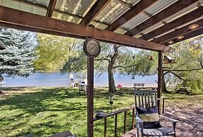 The Lake House in Rathdrum w/ Beach & Fire Pit