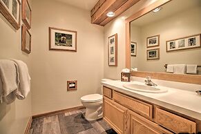 The Mammoth Lodge by Hiking, Lakes, Skiing & More!