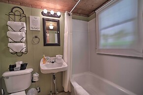 Historic Mountain Cabin: Grill & Hiking Trail!