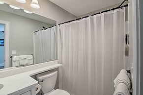 Condo w/ Grill: Walk to North Conway & Cranmore!
