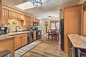 Fireplace, Deck & Grill: Pinetop Cabin Rental!