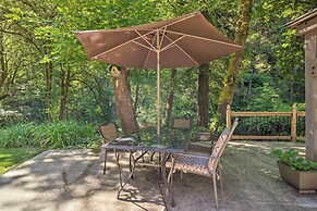 Outdoor Adventure: Tranquil Creekside Retreat