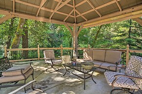 Outdoor Adventure: Tranquil Creekside Retreat