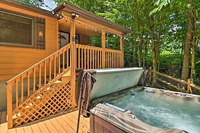 Vintage Creekside Cottage w/ Hot Tub & Grill!