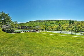 Slopeside Serenity' Whitetail Condo: Walk to Lift