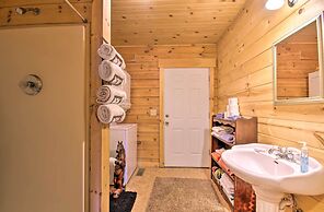 Large Cabin w/ Deck Overlooking Norfork Lake!