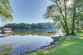 Lakefront Kingsport Home w/ Private Hot Tub!