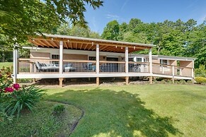 Lakefront Kingsport Home w/ Private Hot Tub!