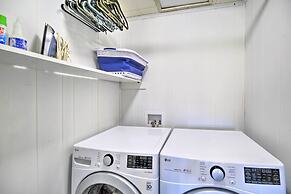 Lakefront Kingsport Home w/ Private Hot Tub!