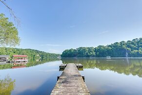 Lakefront Kingsport Home w/ Private Hot Tub!